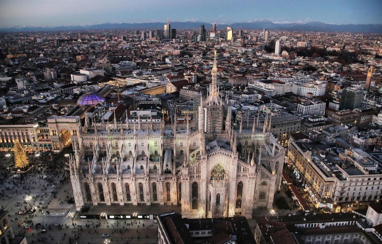 Duomo Milano Suite Екстер'єр фото